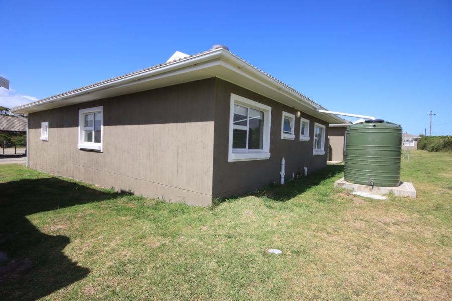  Bedroom Property for Sale in Kidds Beach Eastern Cape